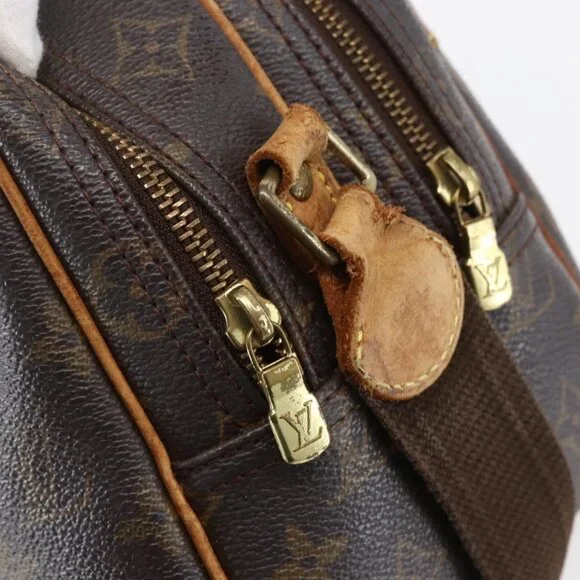 Authentic LOUIS VUITTON Monogram Reporter PM Shoulder Bag M45254 LV - Picture 15 of 16